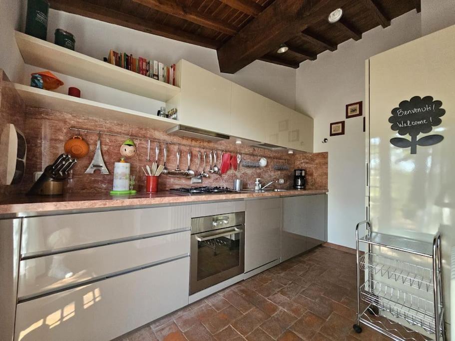 Casina Rossa Apartment Tavarnuzze Exterior photo