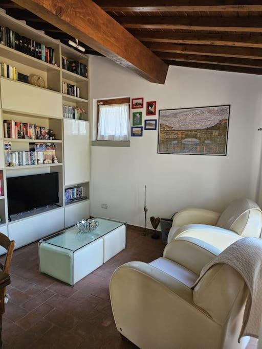 Casina Rossa Apartment Tavarnuzze Exterior photo